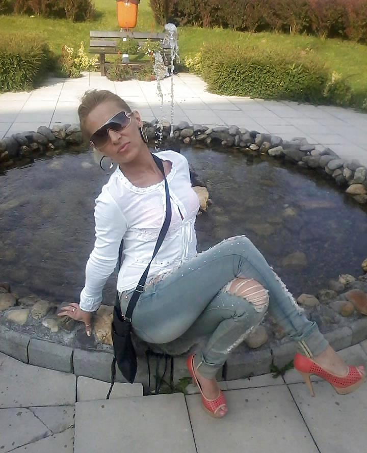 25P Serbian Milf 5