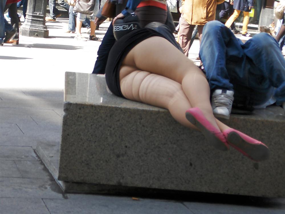 25P Grannys in pantyhose