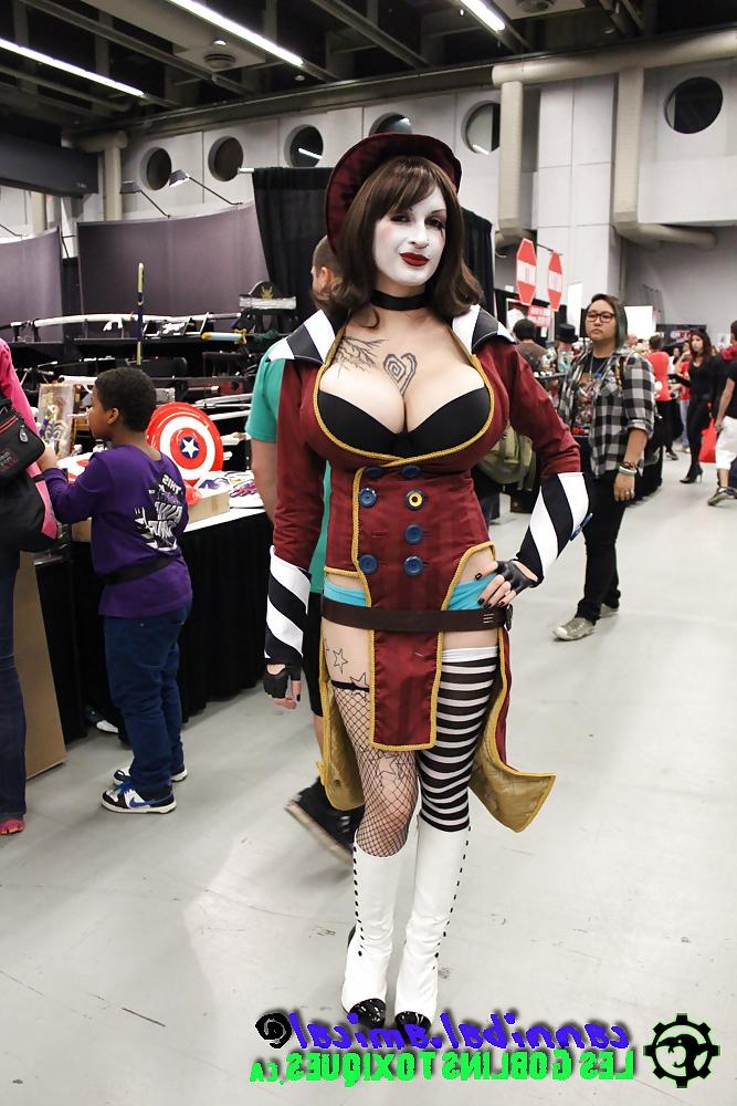 9P Mad moxxi cosplay(ariane st.amore)