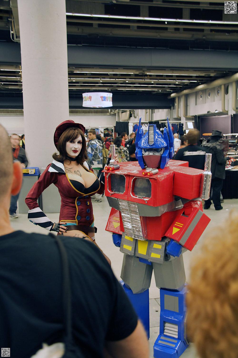 9P Mad moxxi cosplay(ariane st.amore)