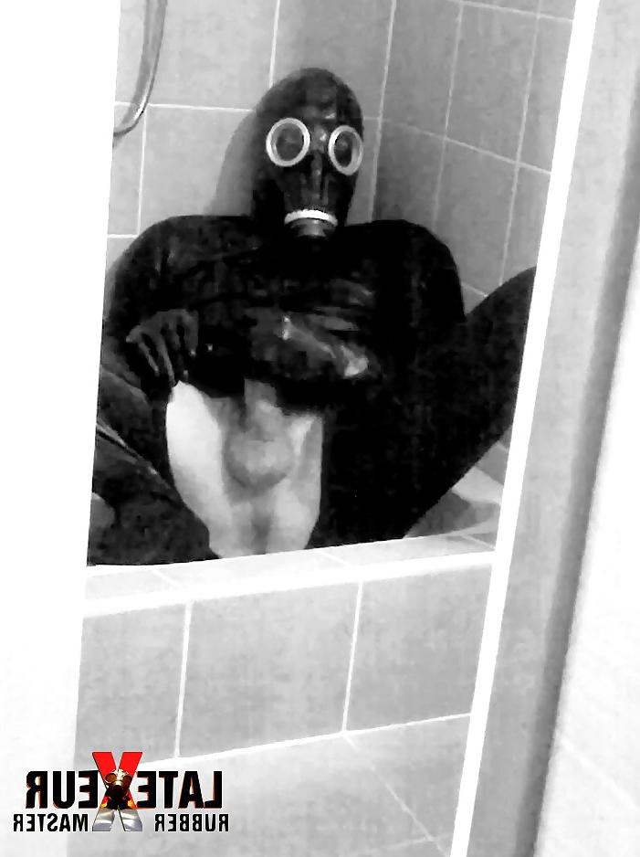 25P French Rubber Latexeur