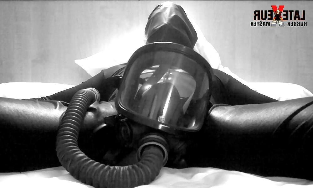 25P French Rubber Latexeur