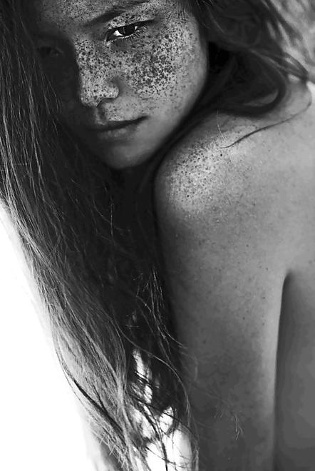 25P S.e.X.y Freckles #3