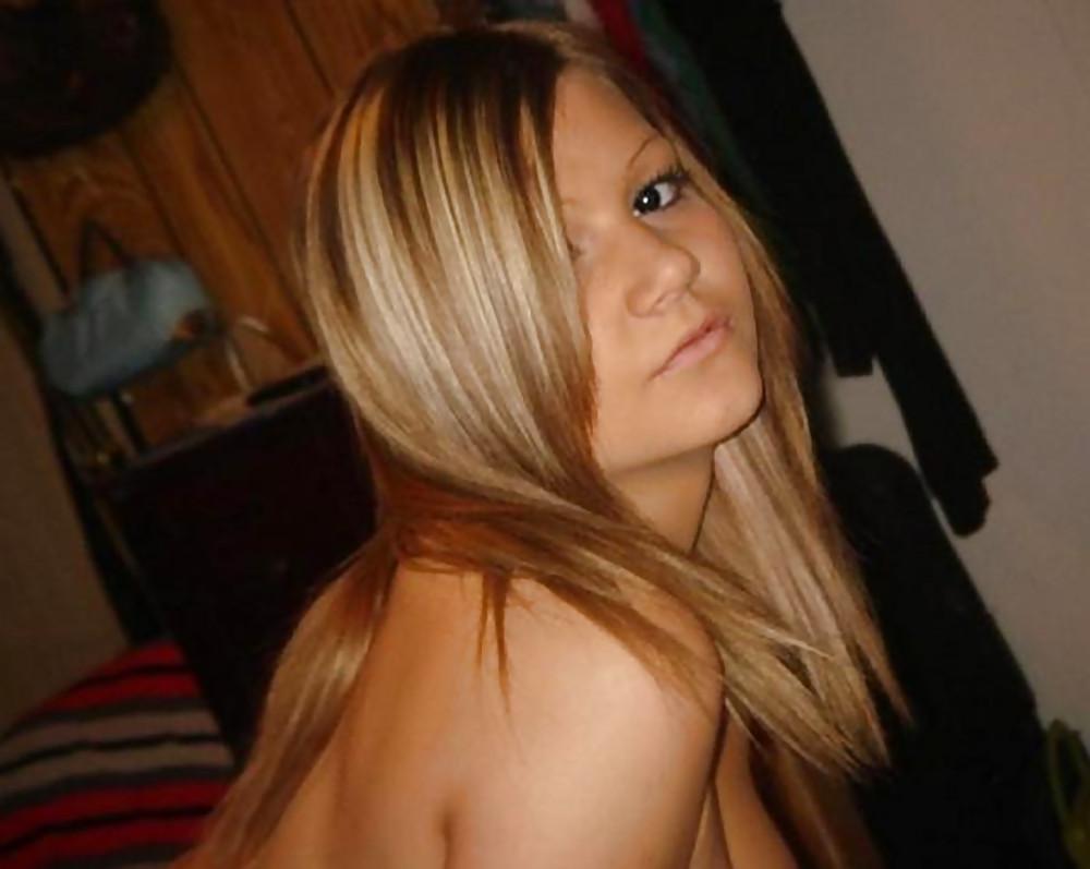 14P Busty Teen Girl Anna