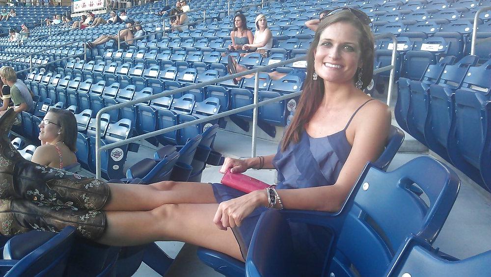 25P Kindergarten Teacher (For Dirty Comments)