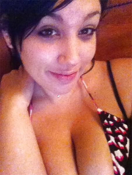 25P Huge Tits Amazing Body