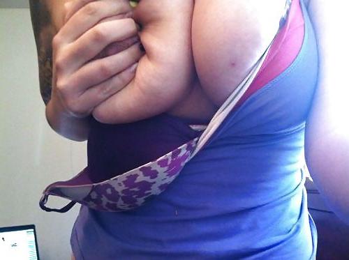 25P Huge Tits Amazing Body