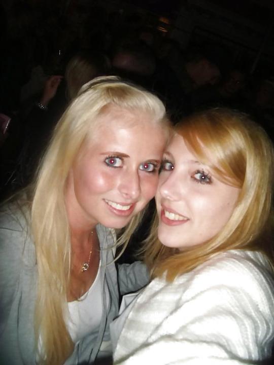12P Facebook Slut Jessica & Dirty Whore Friends