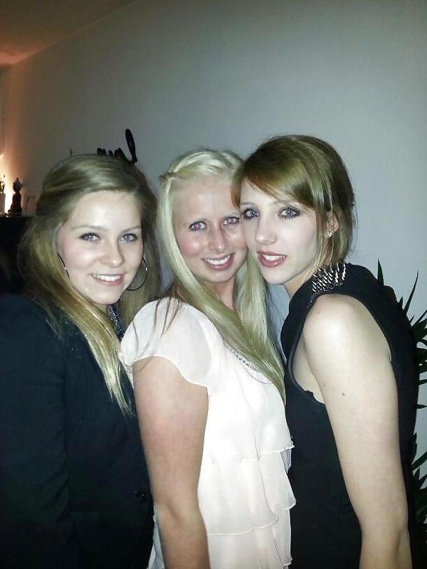 12P Facebook Slut Jessica & Dirty Whore Friends