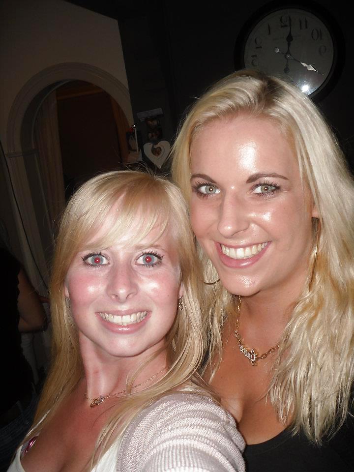 12P Facebook Slut Jessica & Dirty Whore Friends