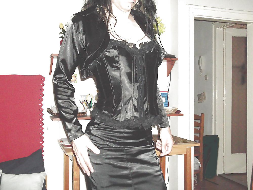 22P Black satin long skirt and black satin corset