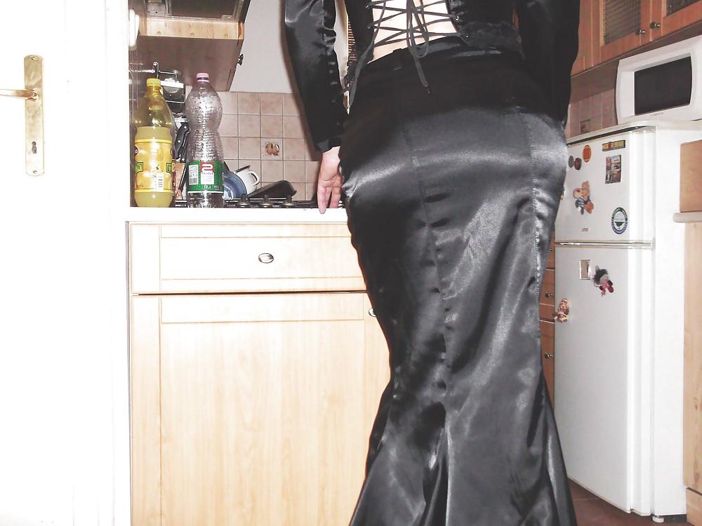 22P Black satin long skirt and black satin corset