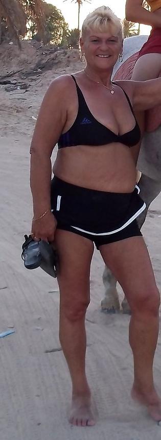 25P Grannies in Swimwear 2