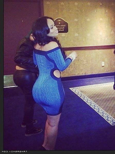 22P Tight dress