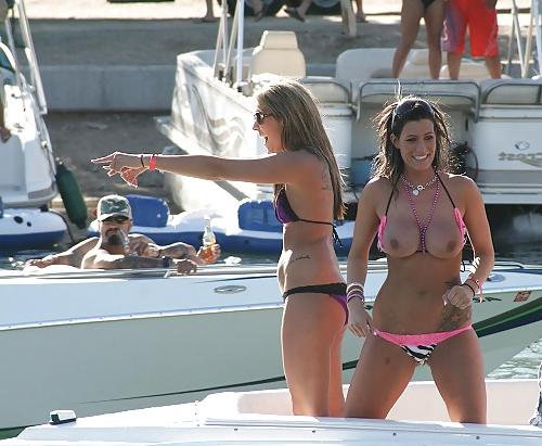22P The Party Boat