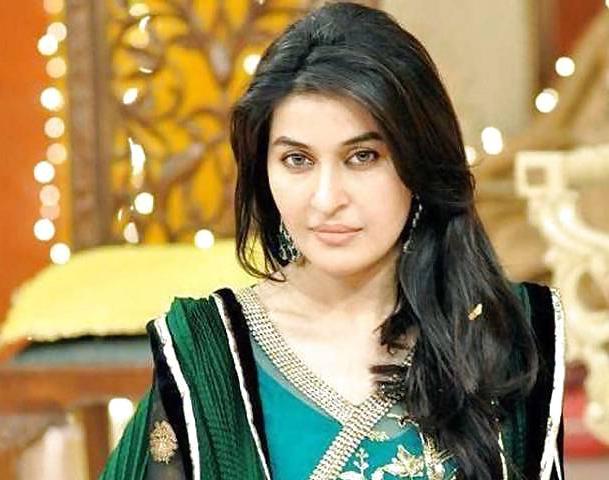 25P Pakistani slut shaista for dirty comments