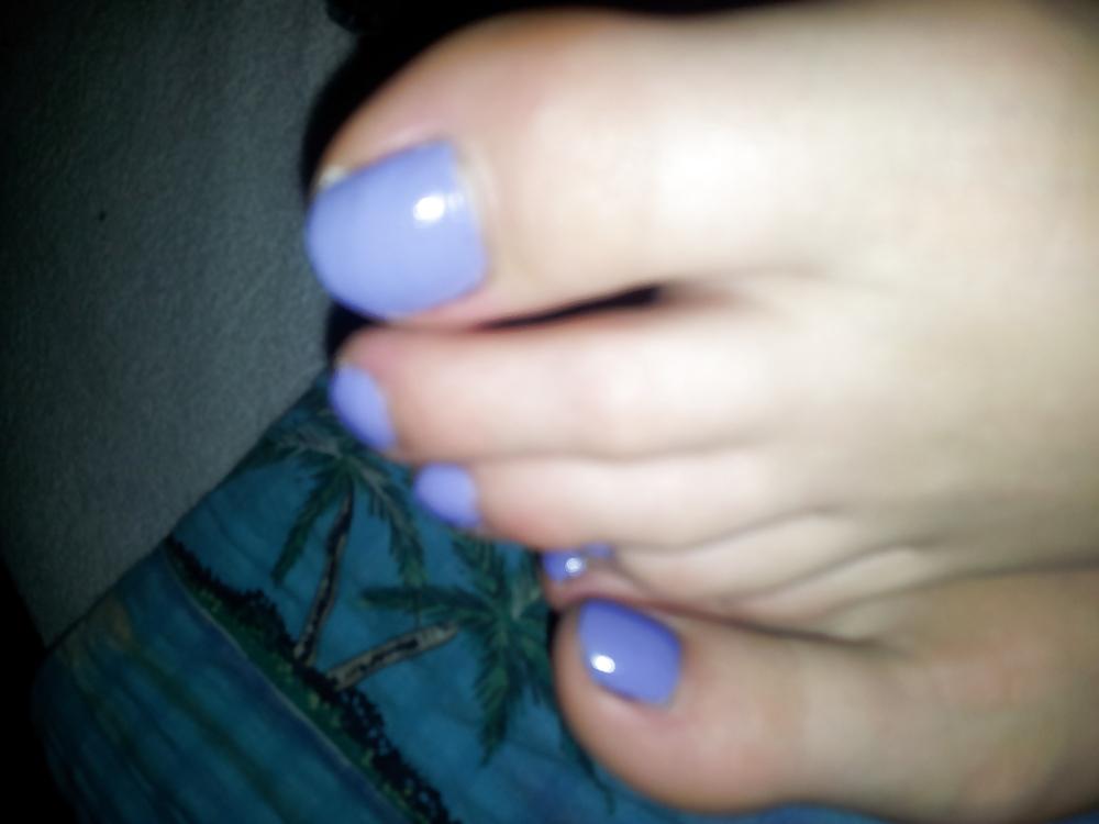 6P Wifes sexy blue toes nails feet soles
