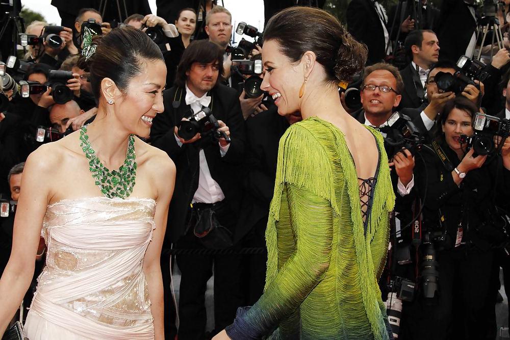 25P Evangeline Lilly HOT in SEXY GREE-BLUE