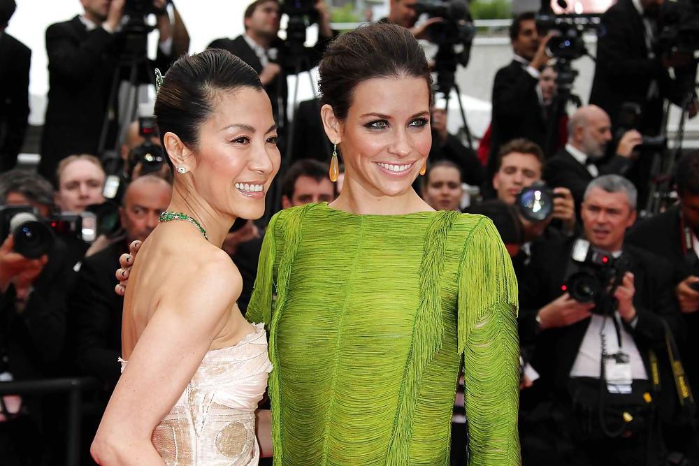25P Evangeline Lilly HOT in SEXY GREE-BLUE
