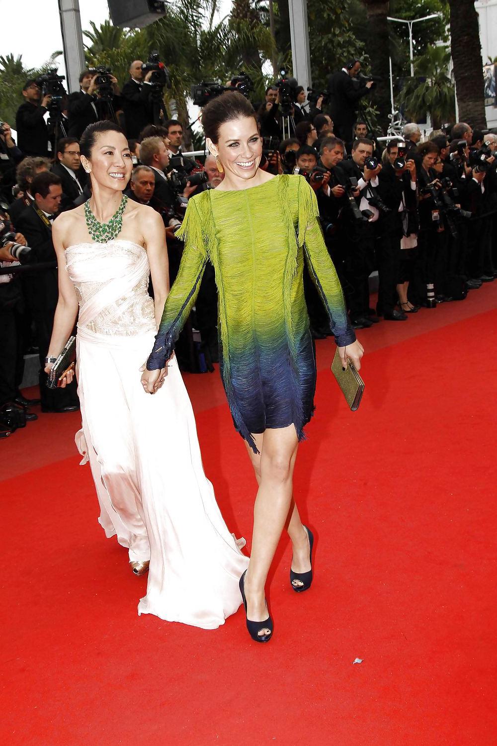 25P Evangeline Lilly HOT in SEXY GREE-BLUE