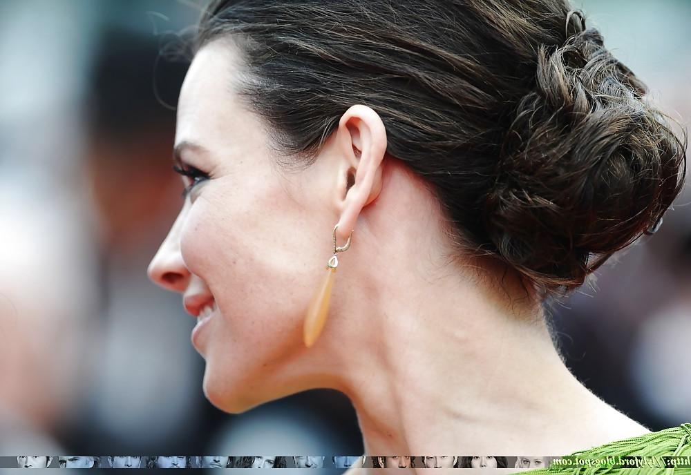 25P Evangeline Lilly HOT in SEXY GREE-BLUE