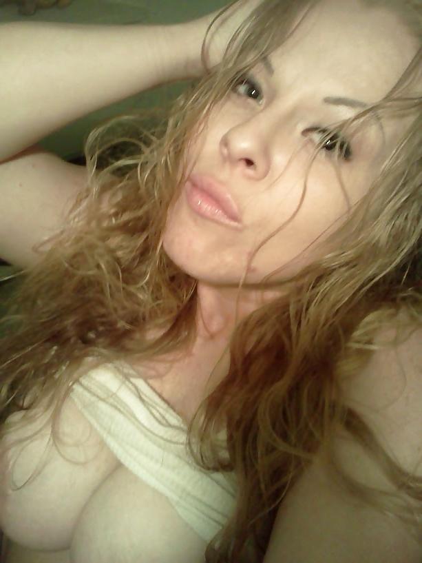 25P Dirty blonde milf