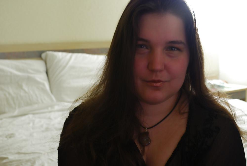 16P Tiny BBW playing dress up