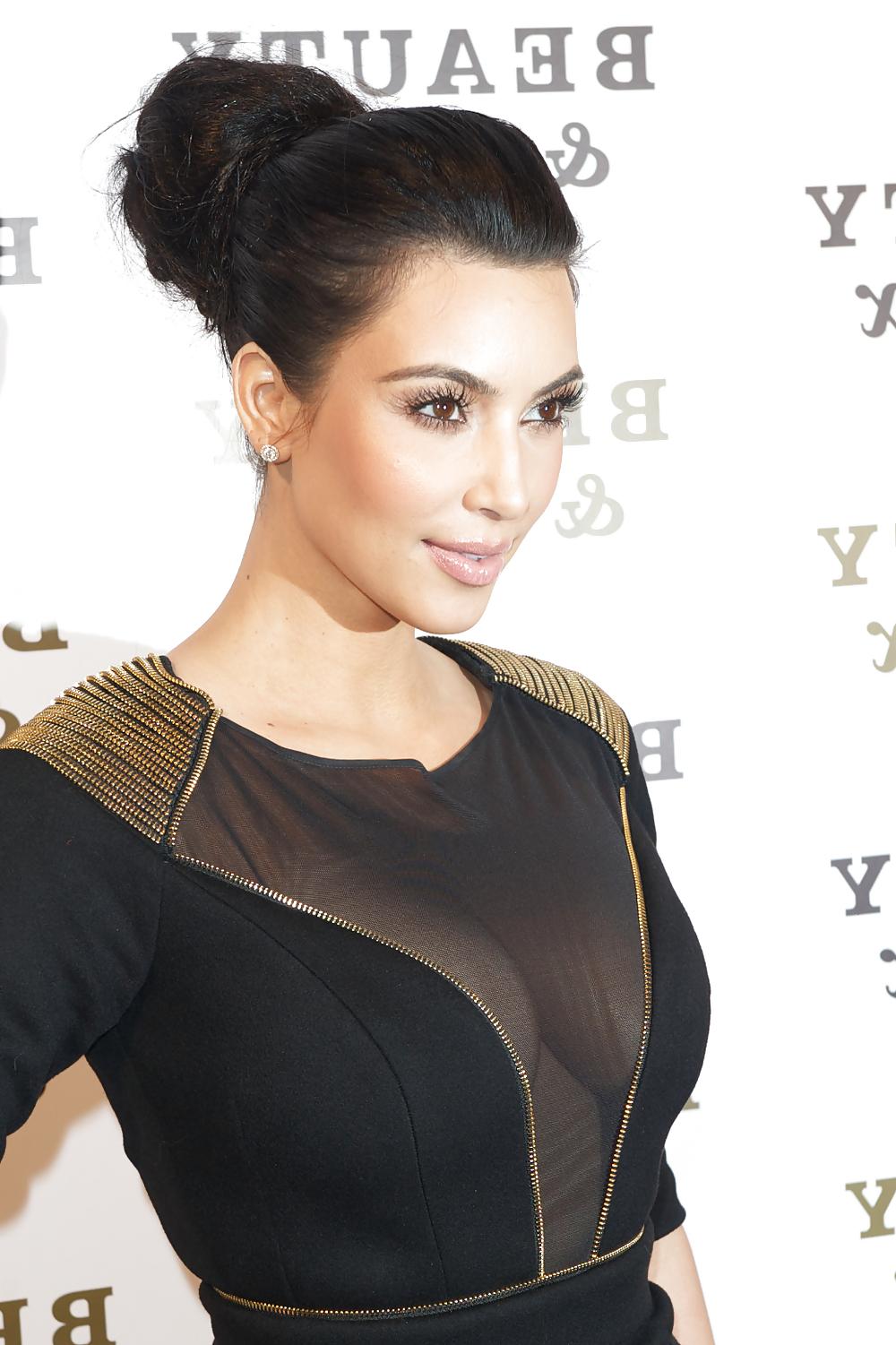 16P Kim Kardashian Beauty & Essex Grand Opening in New York
