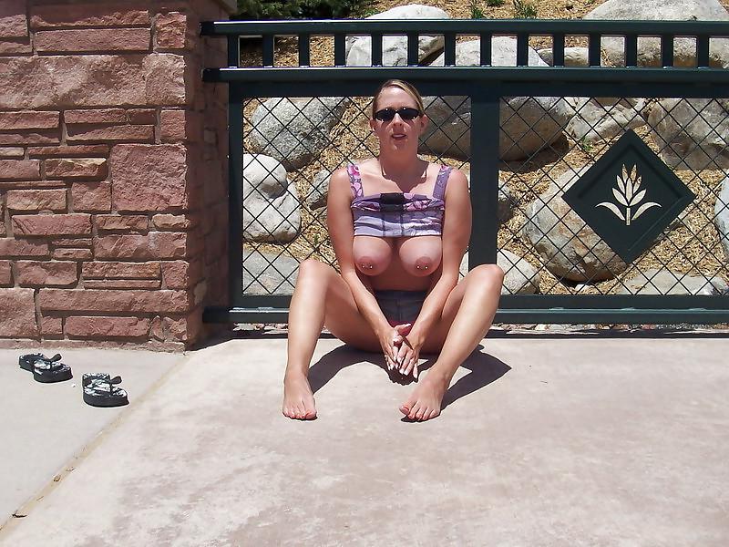 22P Nice Busty Real Milf