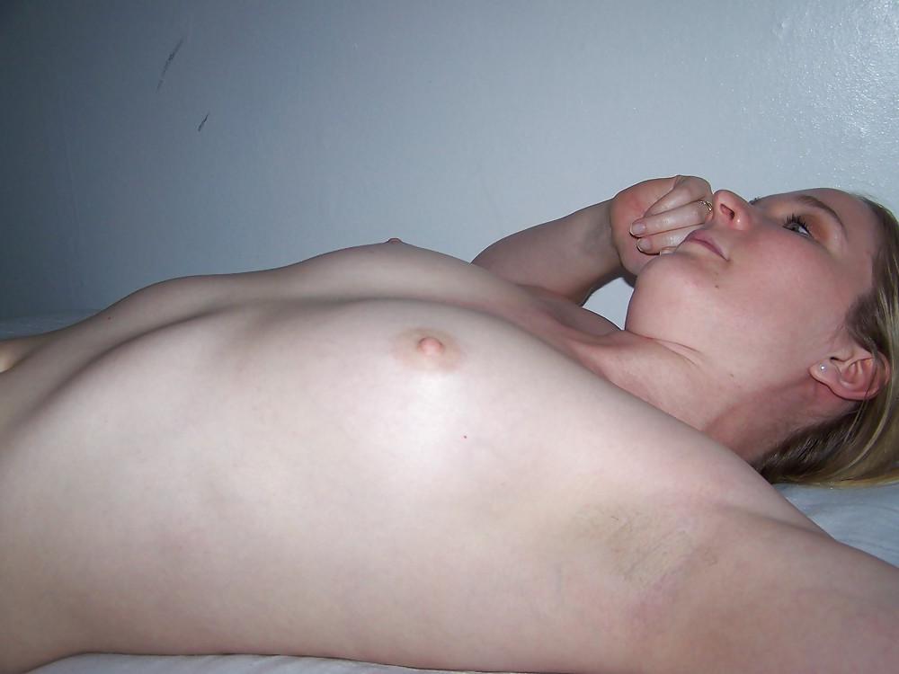 25P French blonde in sexy underwear