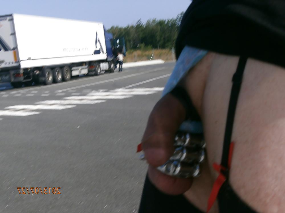 16P Public sexe exhib outdoor flash cock dick 