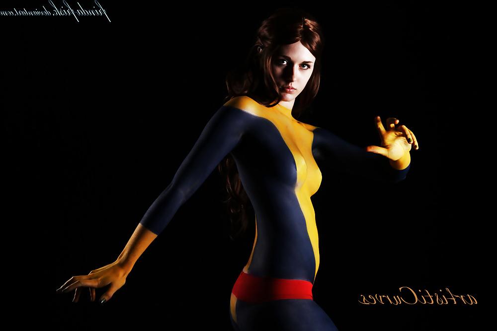 25P Bodypaint Cosplay 