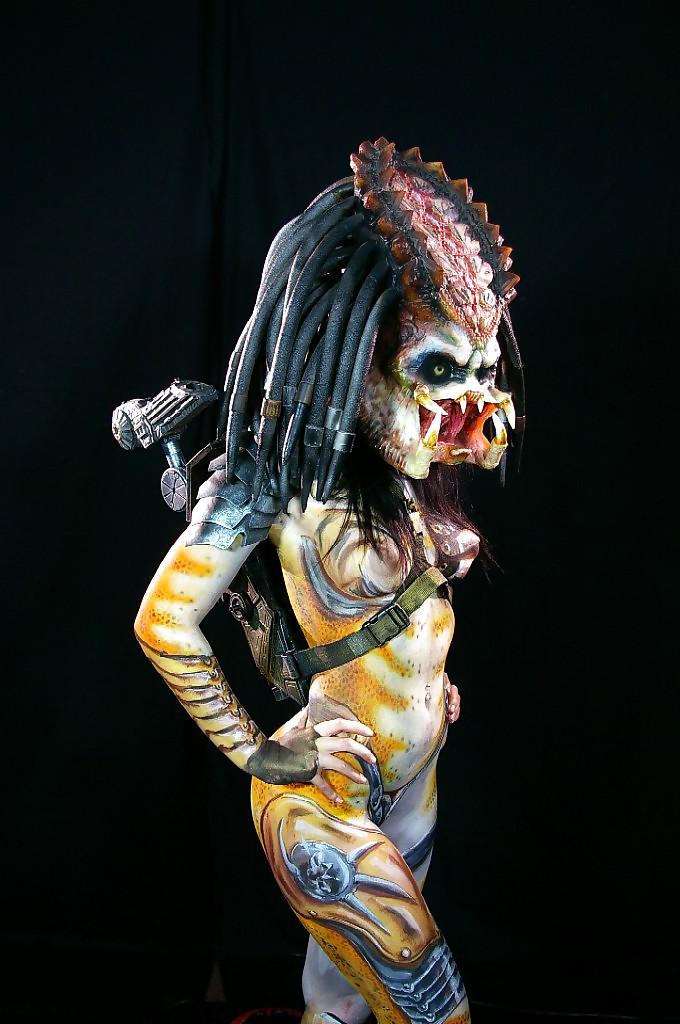 25P Bodypaint Cosplay 