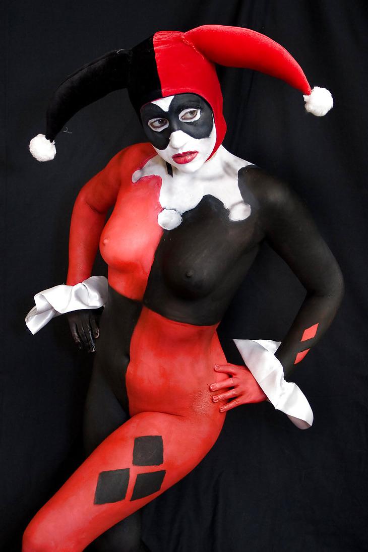 25P Bodypaint Cosplay 