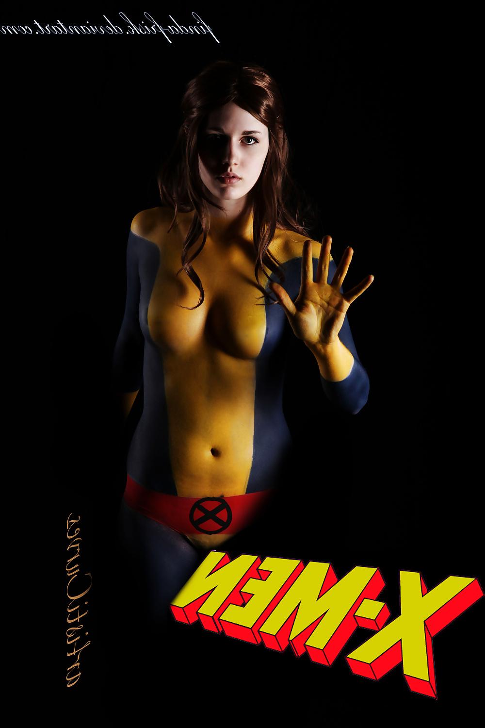 25P Bodypaint Cosplay 