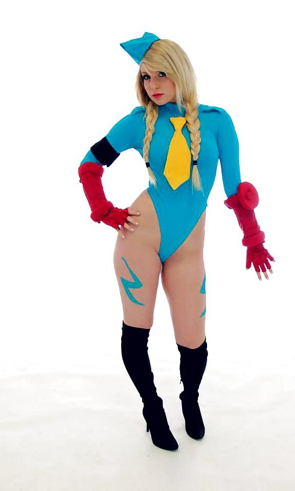 23P Street Fighter Cammy Cosplay