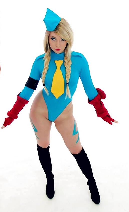 23P Street Fighter Cammy Cosplay