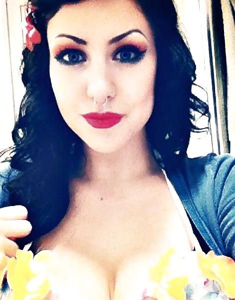 8P My big pale tits