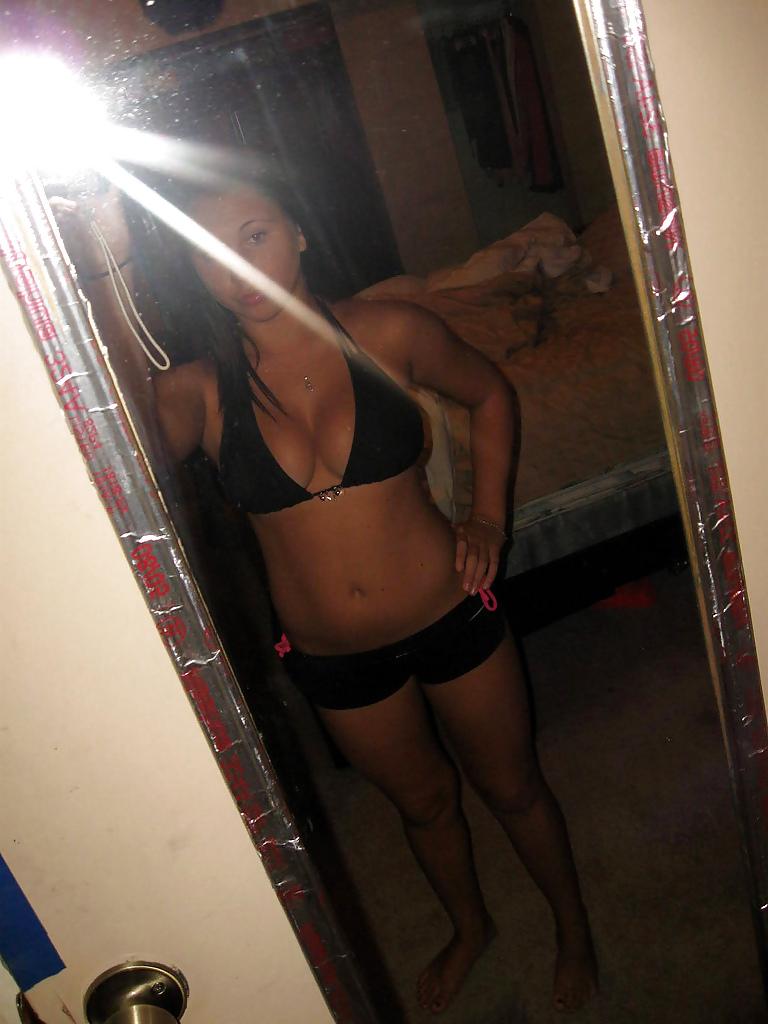 25P Teen brunette huge tits amazing body