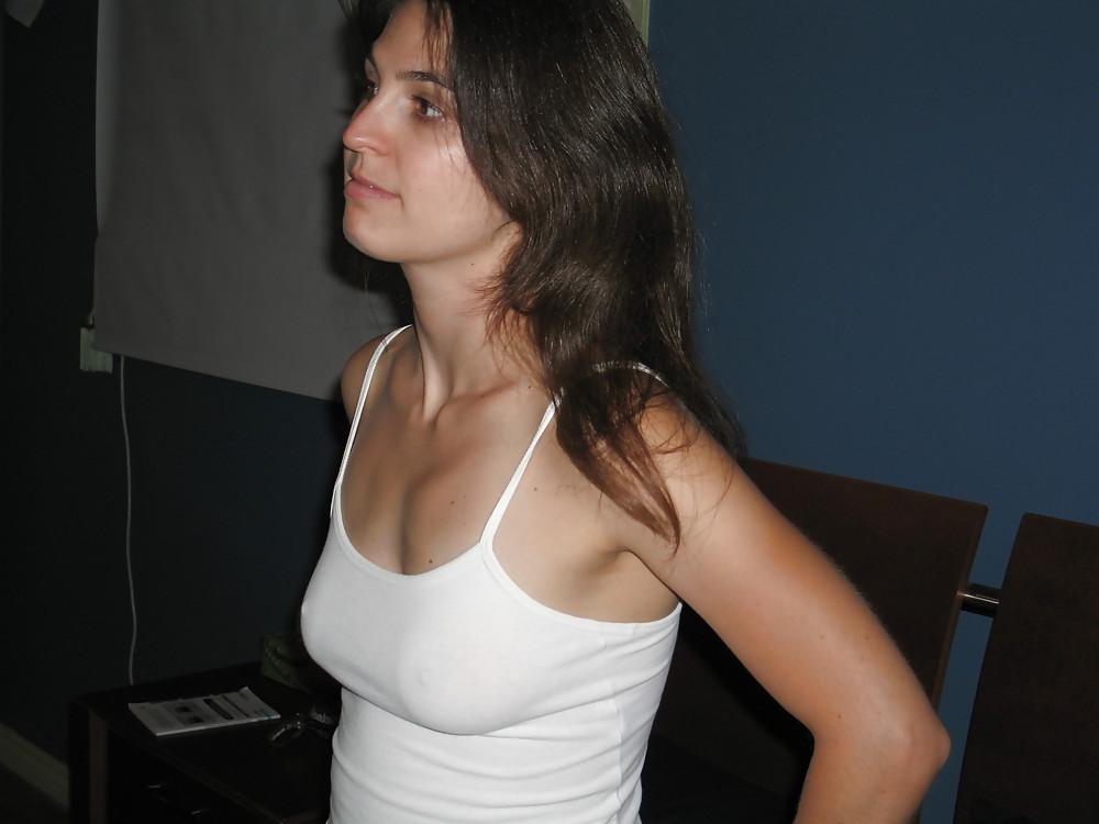 25P Slutty Turkish Housewife sucking Dick