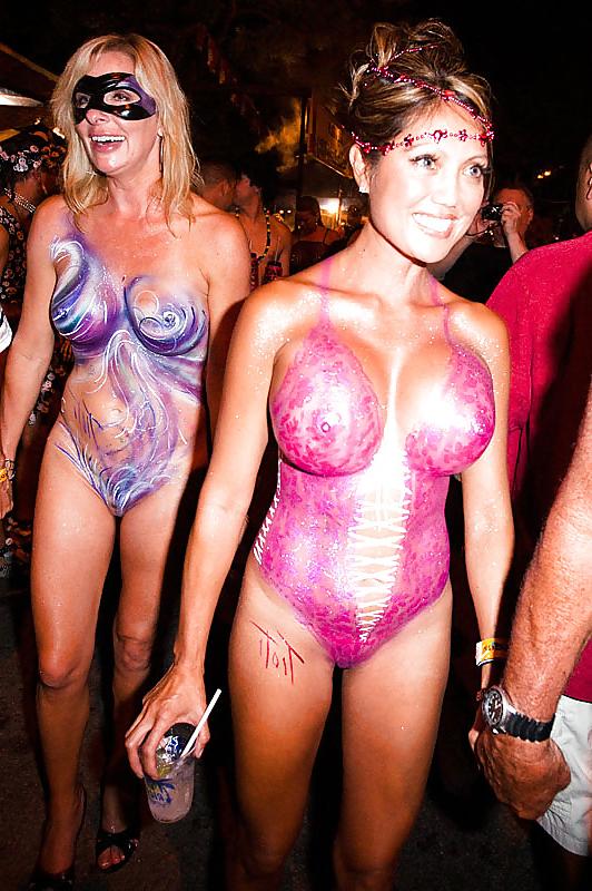 25P Body painting