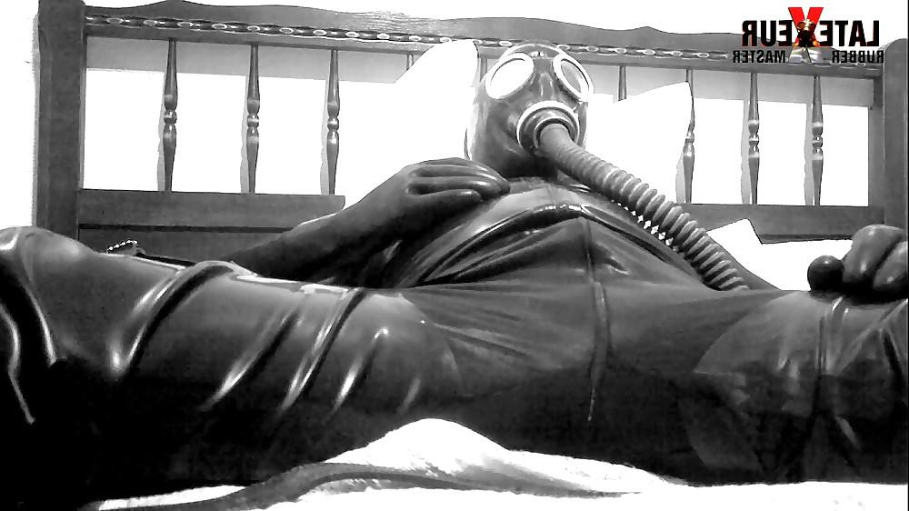 15P French Rubber Master