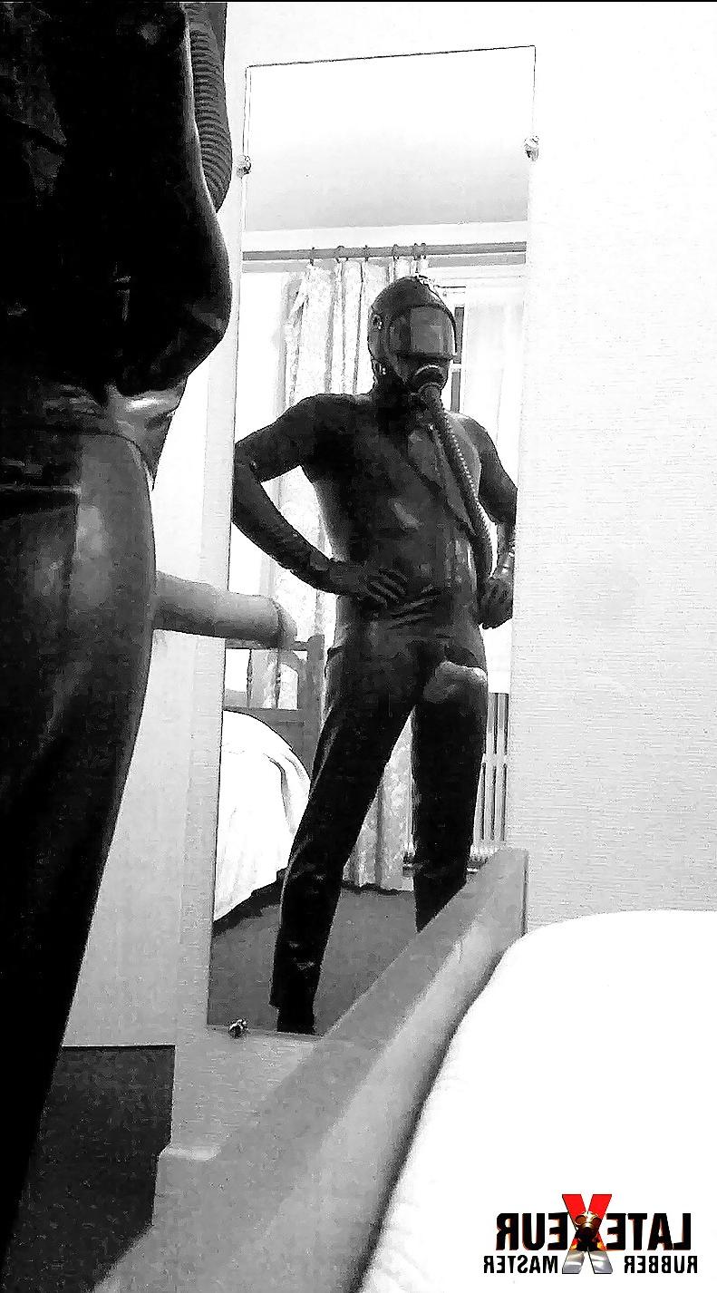 17P French Rubber Master Latexeur