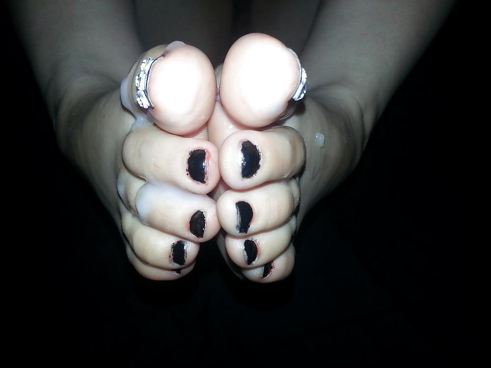 20P Footjob #1