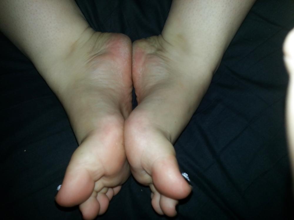 20P Footjob #1
