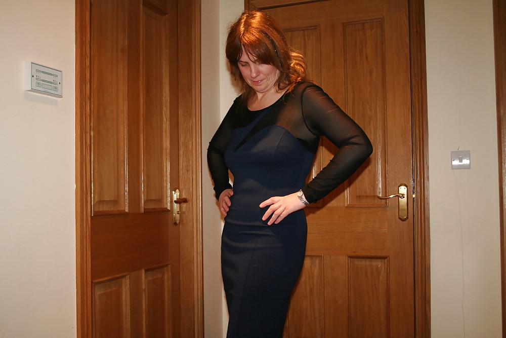 25P Anna going out in blue dress
