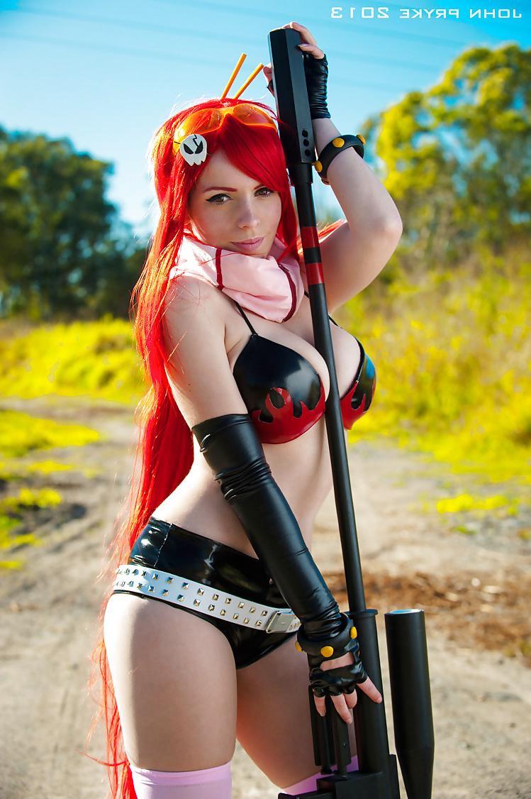 13P Cosplay 