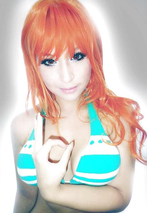 13P Cosplay 