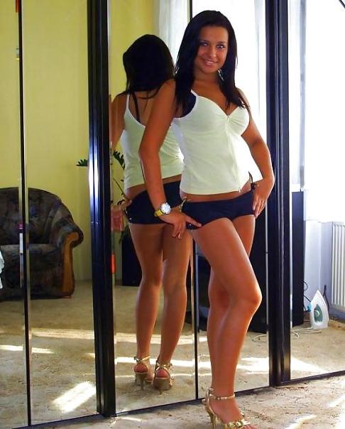 25P Beautiful Serbian Women