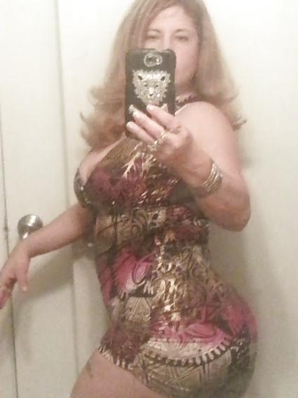 25P Thick latina milf with ass